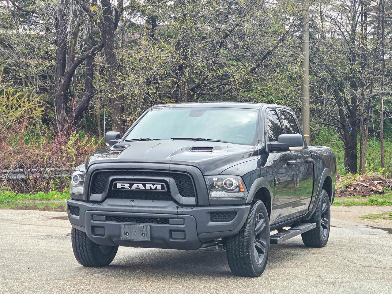 2024 RAM 1500 Classic WARLOCK Photo