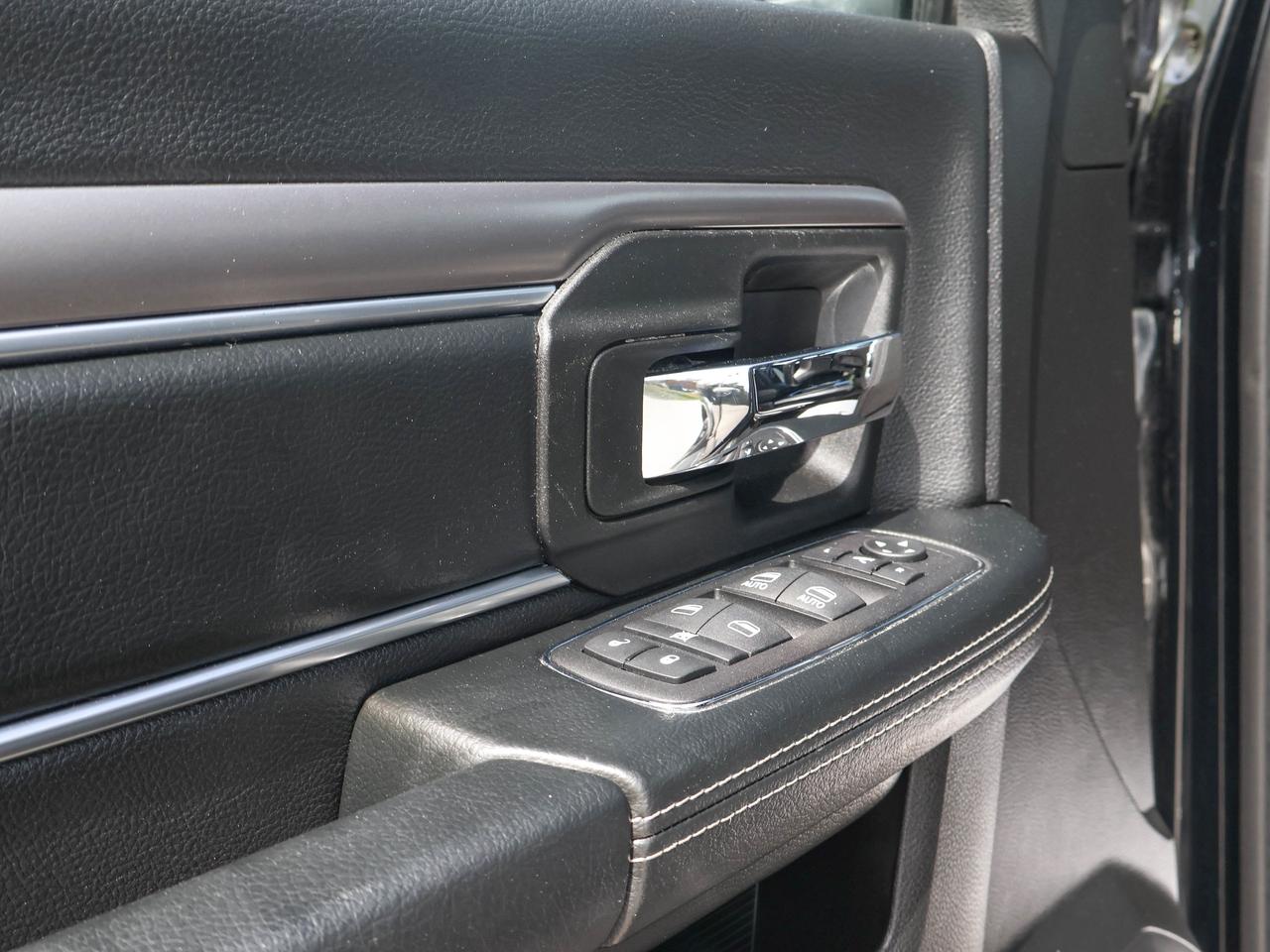 2024 RAM 1500 Classic WARLOCK Photo