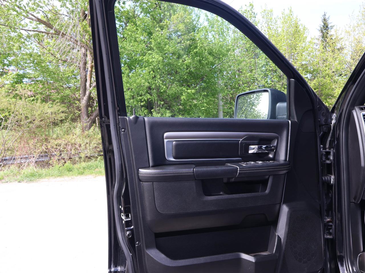 2024 RAM 1500 Classic WARLOCK Photo