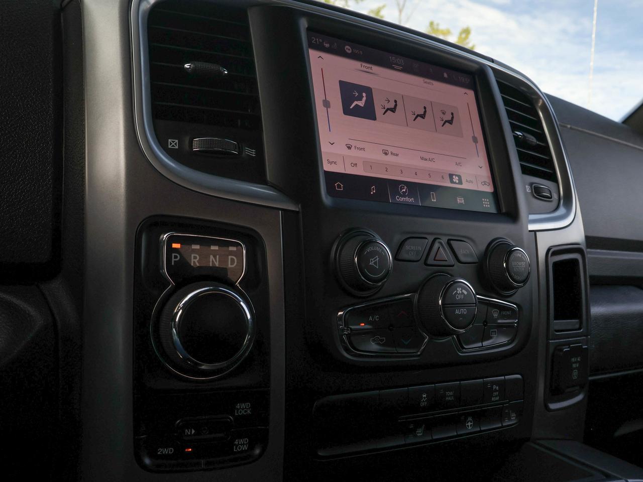 2024 RAM 1500 Classic WARLOCK Photo