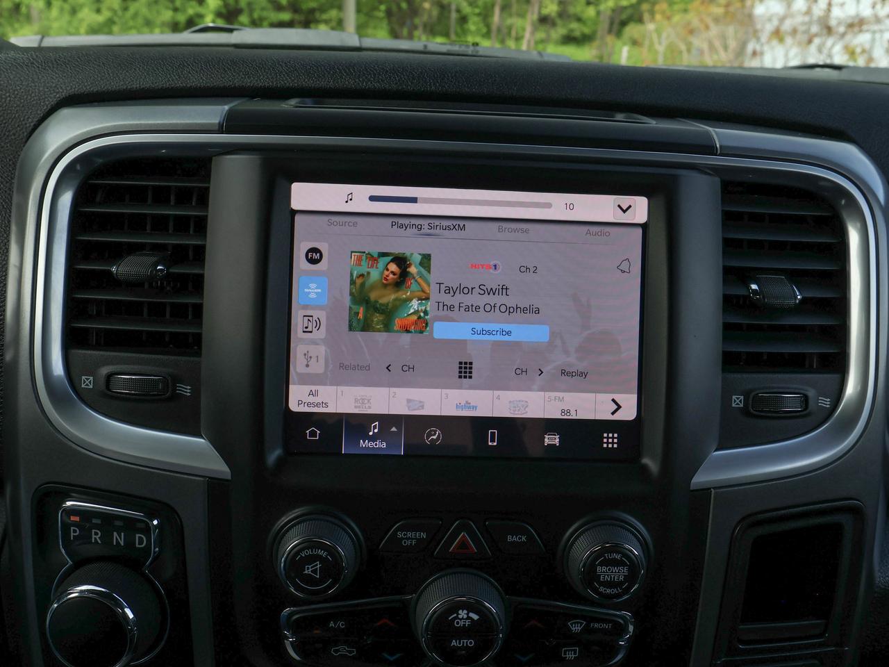 2024 RAM 1500 Classic WARLOCK Photo