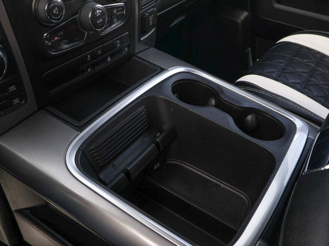 2024 RAM 1500 Classic WARLOCK Photo