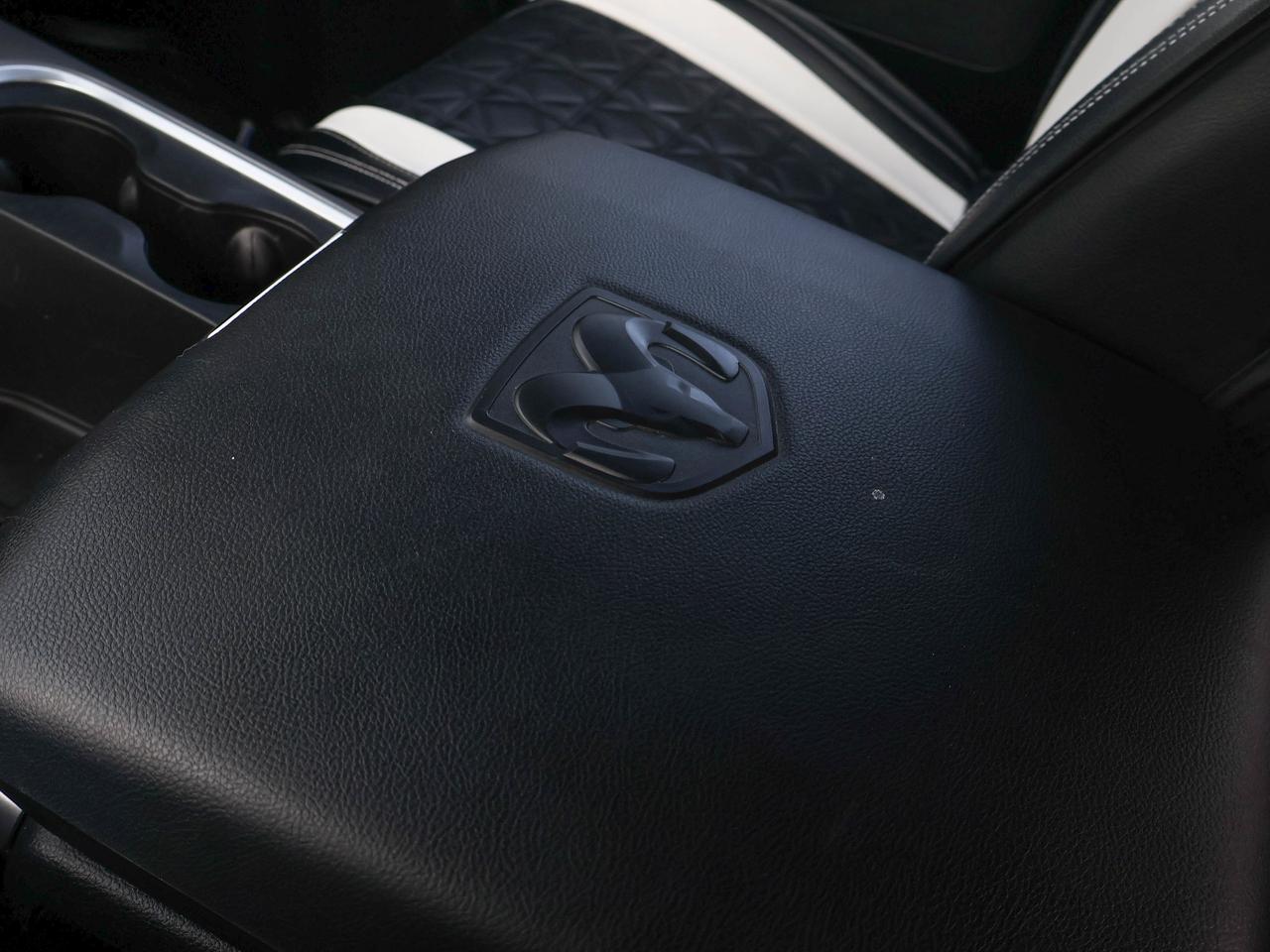 2024 RAM 1500 Classic WARLOCK Photo