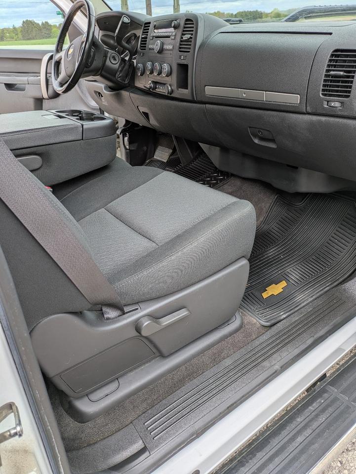 2014 Chevrolet Silverado 3500 LT Photo