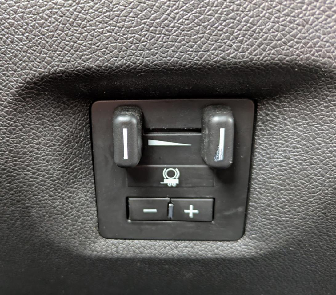 2014 Chevrolet Silverado 3500 LT Photo