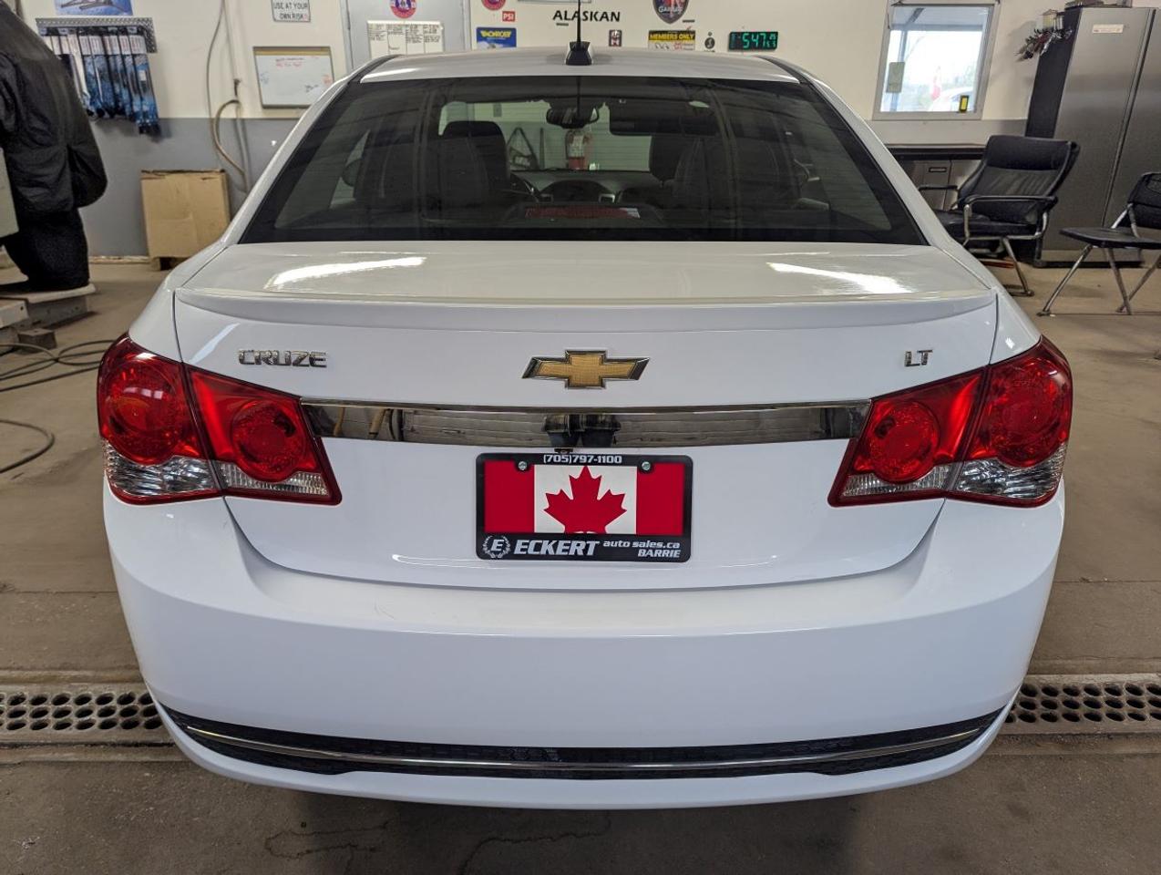 2016 Chevrolet Cruze LT WITH RS PACKAGE/SUNROOF/LEATHER!! Photo3