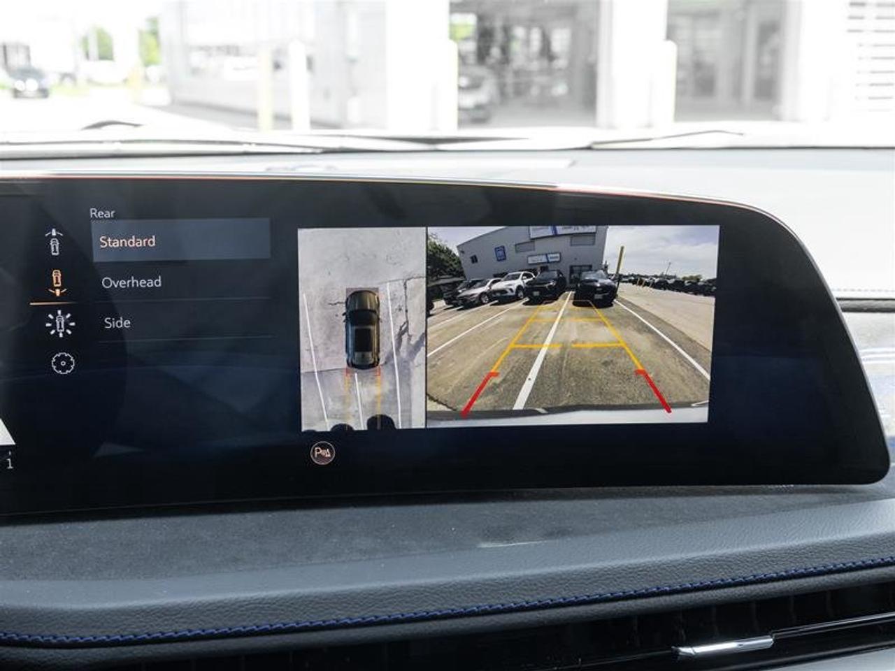 2025 Cadillac XT4 AWD 4dr Sport Photo