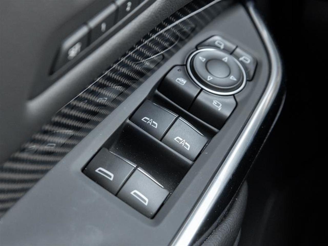 2025 Cadillac XT4 AWD 4dr Sport Photo