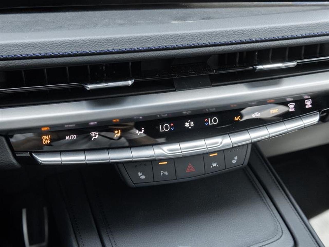 2025 Cadillac XT4 AWD 4dr Sport Photo