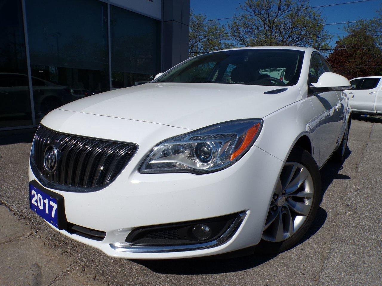 2017 Buick Regal AWD Premium II Photo0