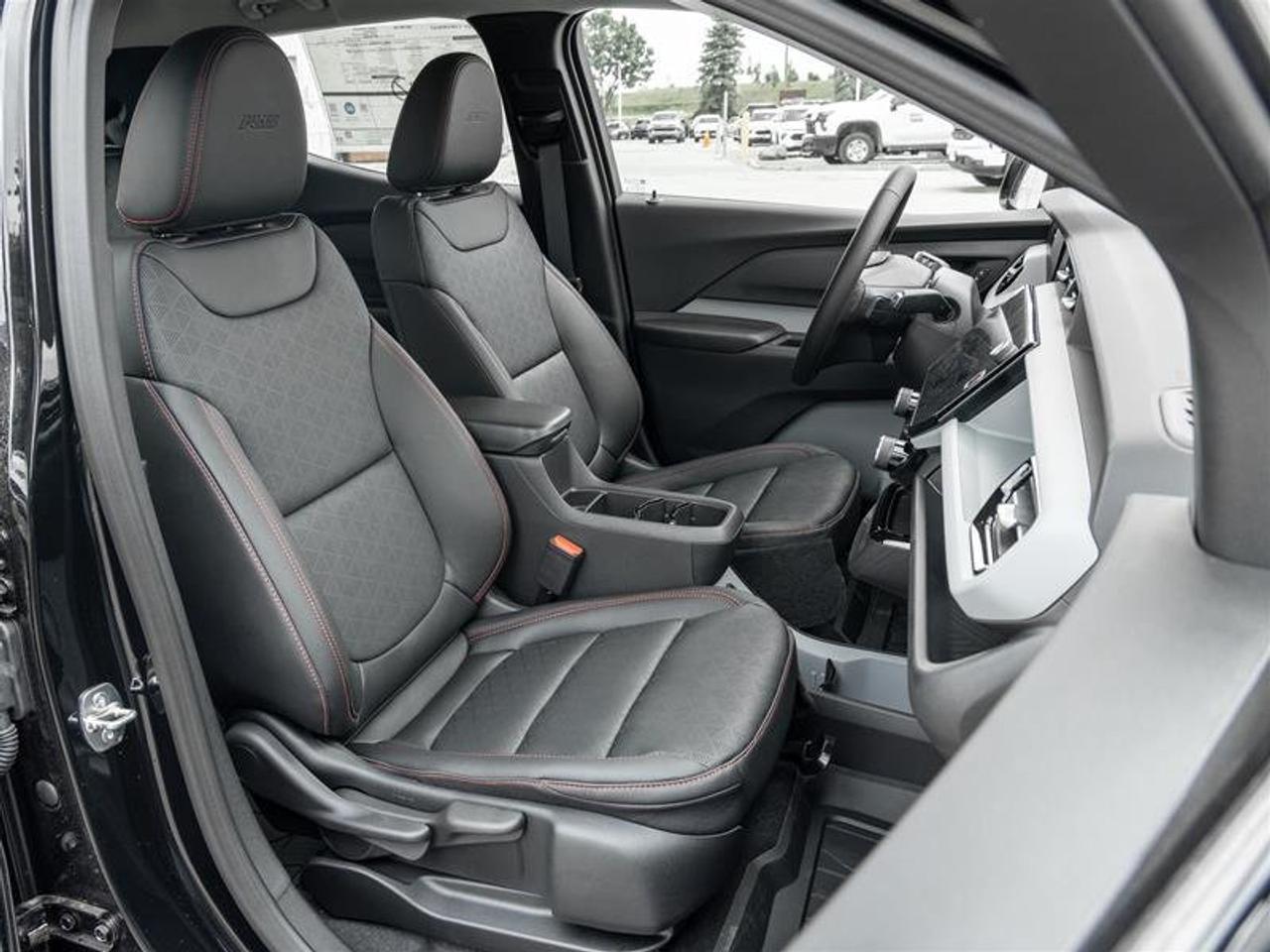2027 Chevrolet Bolt RS Photo