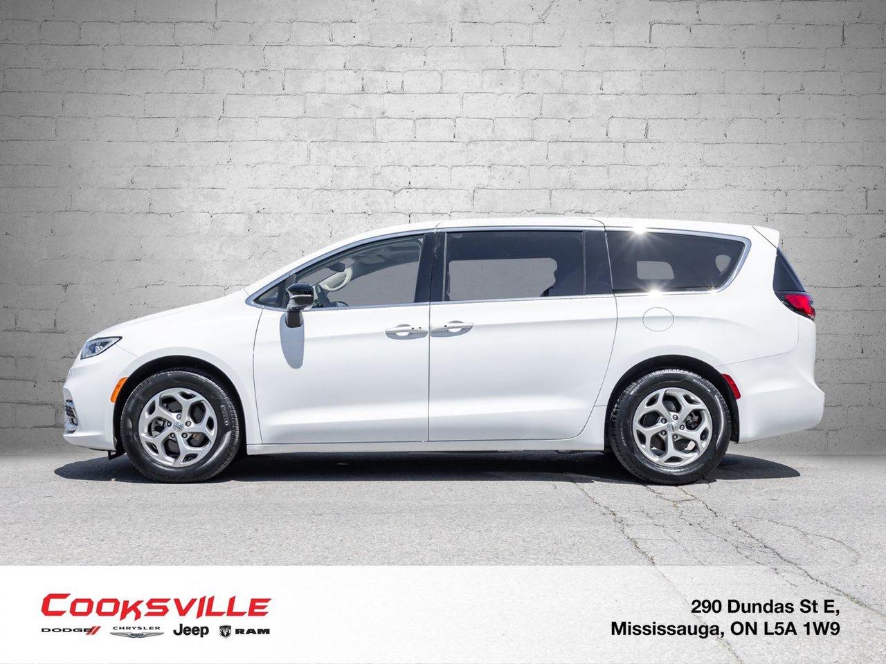 2024 Chrysler Pacifica Limited FWD Photo
