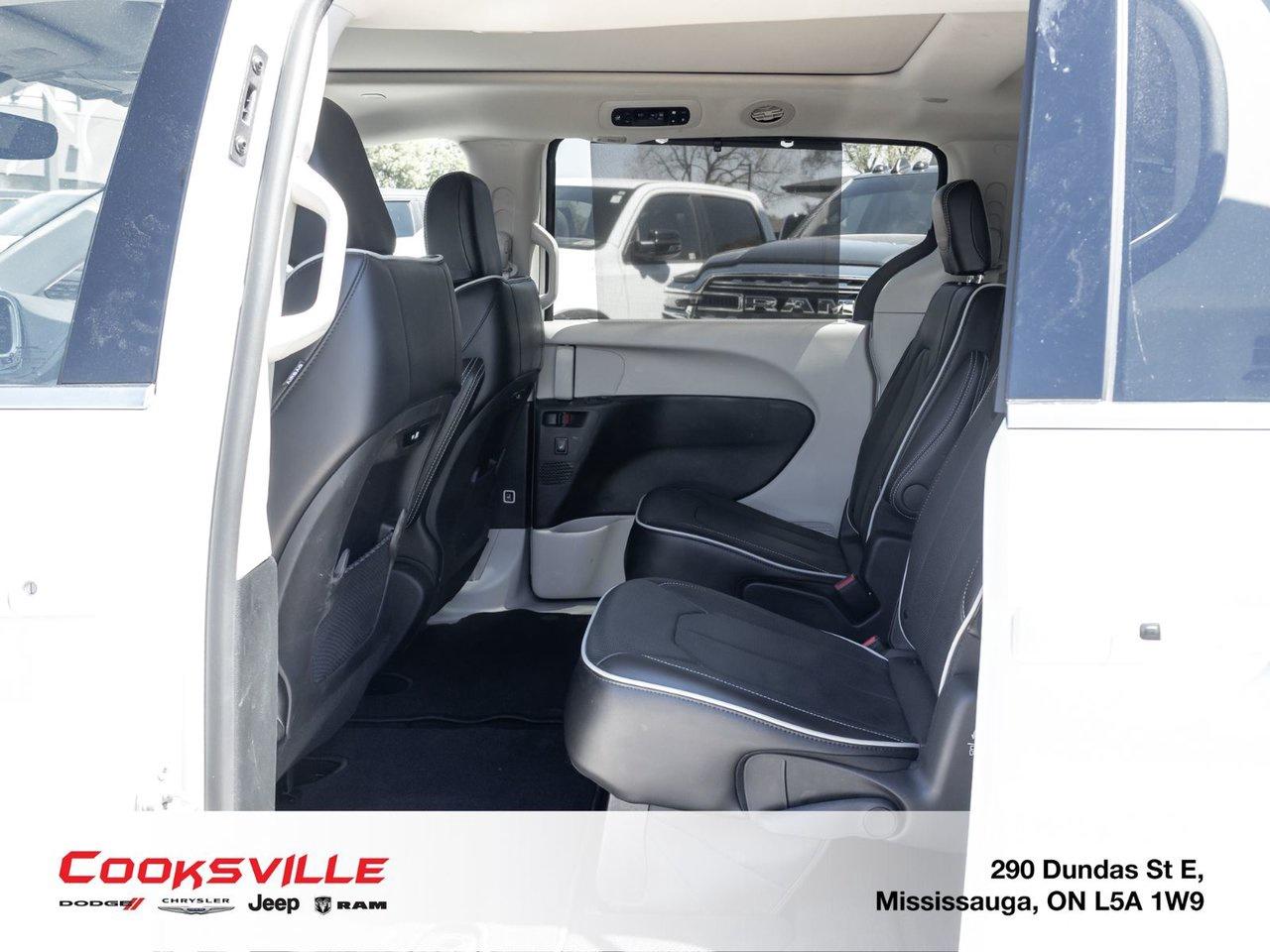 2024 Chrysler Pacifica Limited FWD Photo