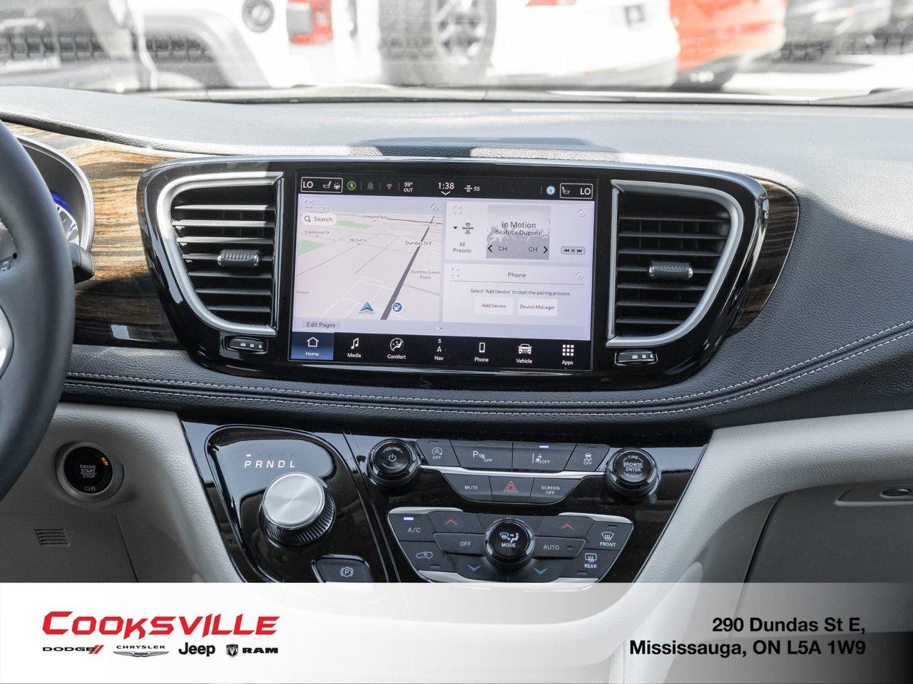 2024 Chrysler Pacifica Limited FWD Photo
