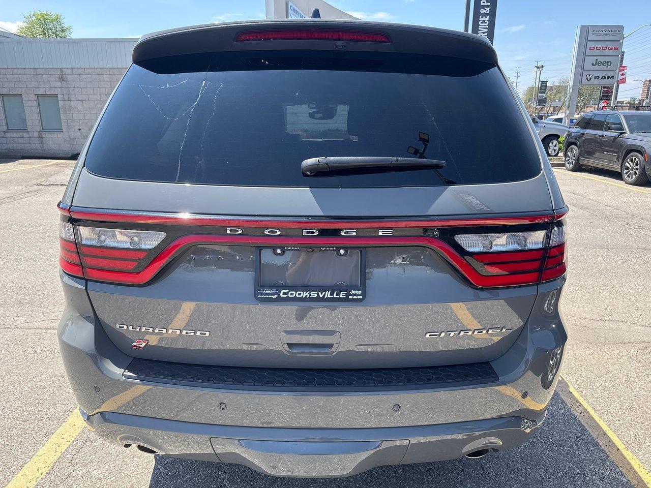 2024 Dodge Durango Citadel AWD Photo3