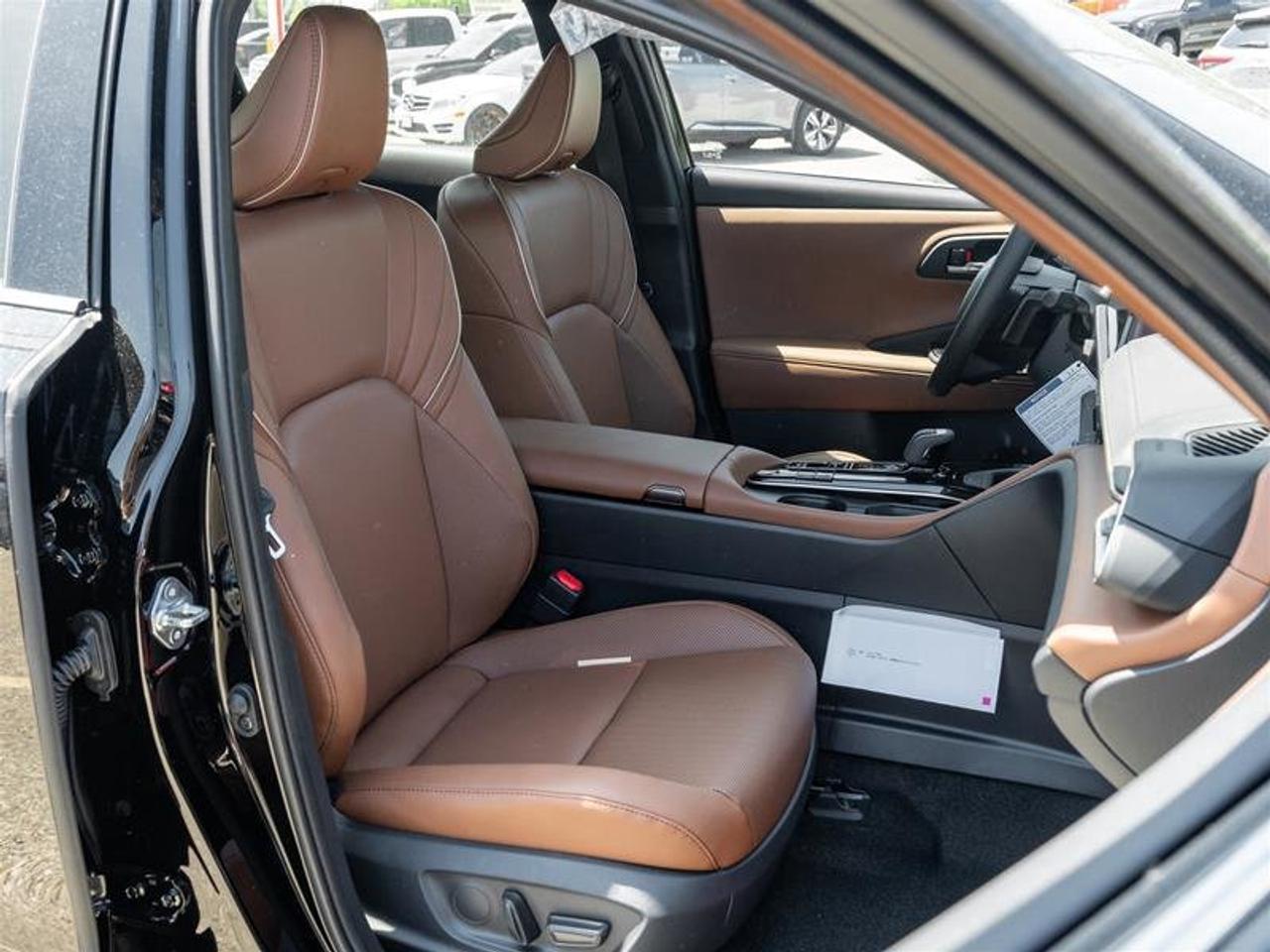 2026 Toyota Crown Signia Limited Photo