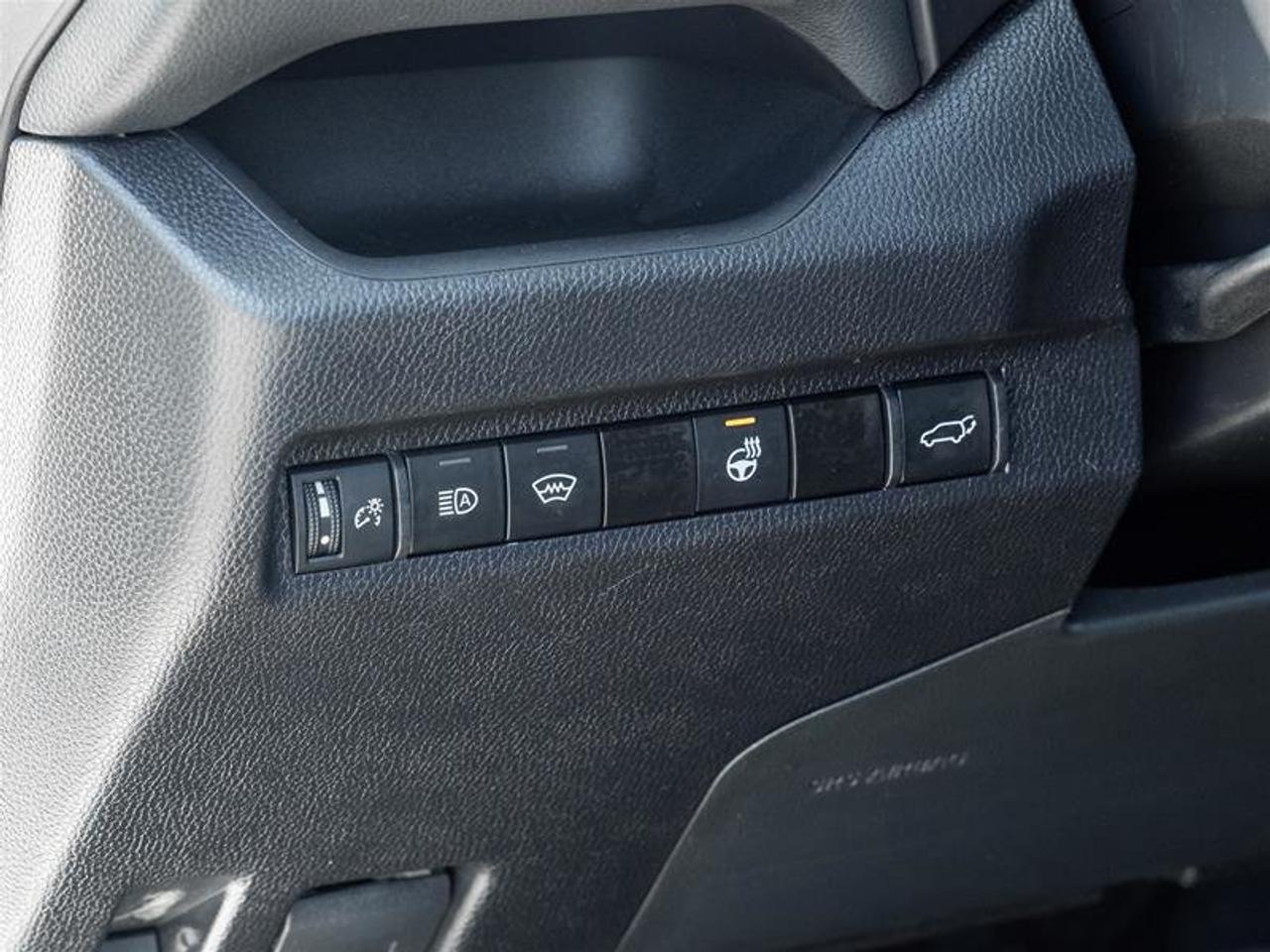 2025 Toyota RAV4 Hybrid XLE AWD Sunroof | Backup Cam | Heated Seats | XLE Photo