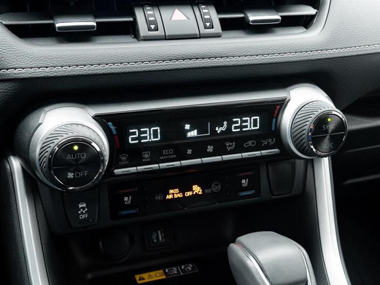 2025 Toyota RAV4 Limited AWD Sunroof | JBL Audio | Vented Seats | Front Cam | AWD Photo