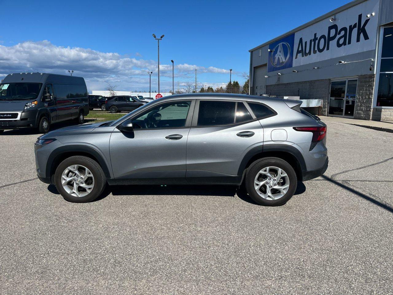 2024 Chevrolet Trax Fwd 4dr Ls Photo