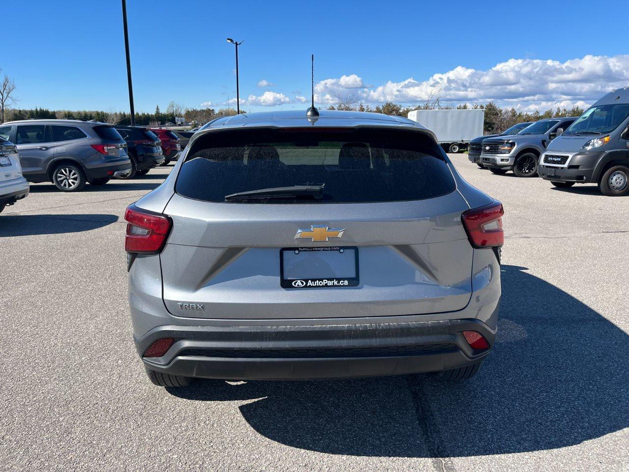 2024 Chevrolet Trax Fwd 4dr Ls Photo