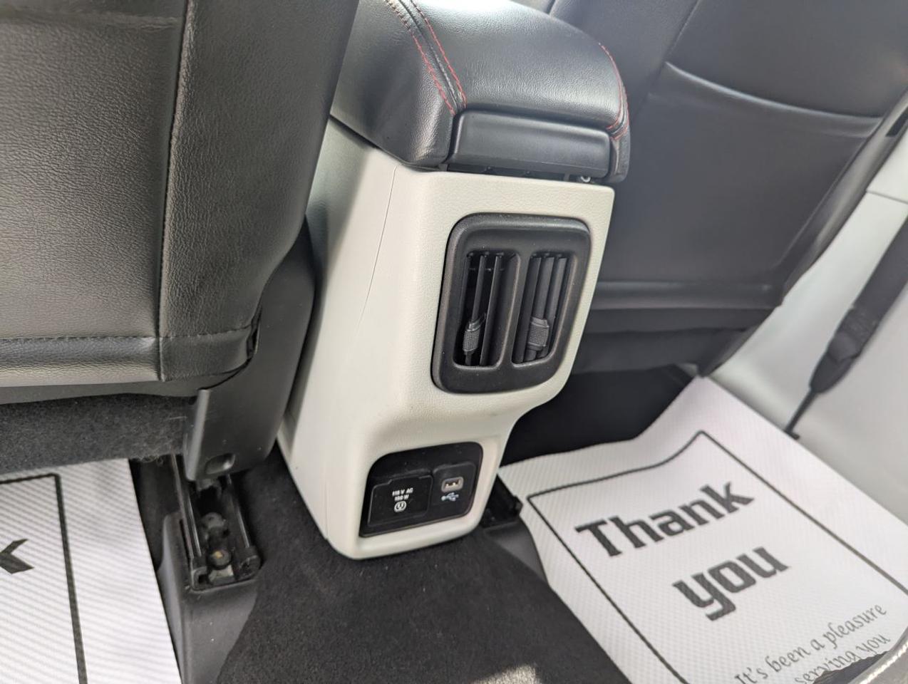 2020 Jeep Compass Limited WITH LEATHER!! Photo