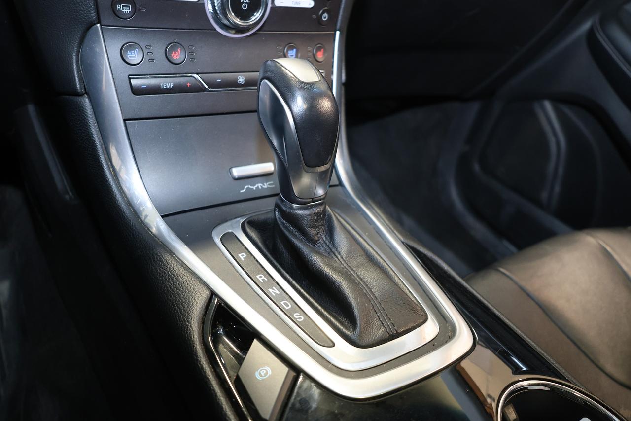 2017 Ford Edge Titanium AWD - PANO|NAVI|CAMERA|BLINDSPOT Photo