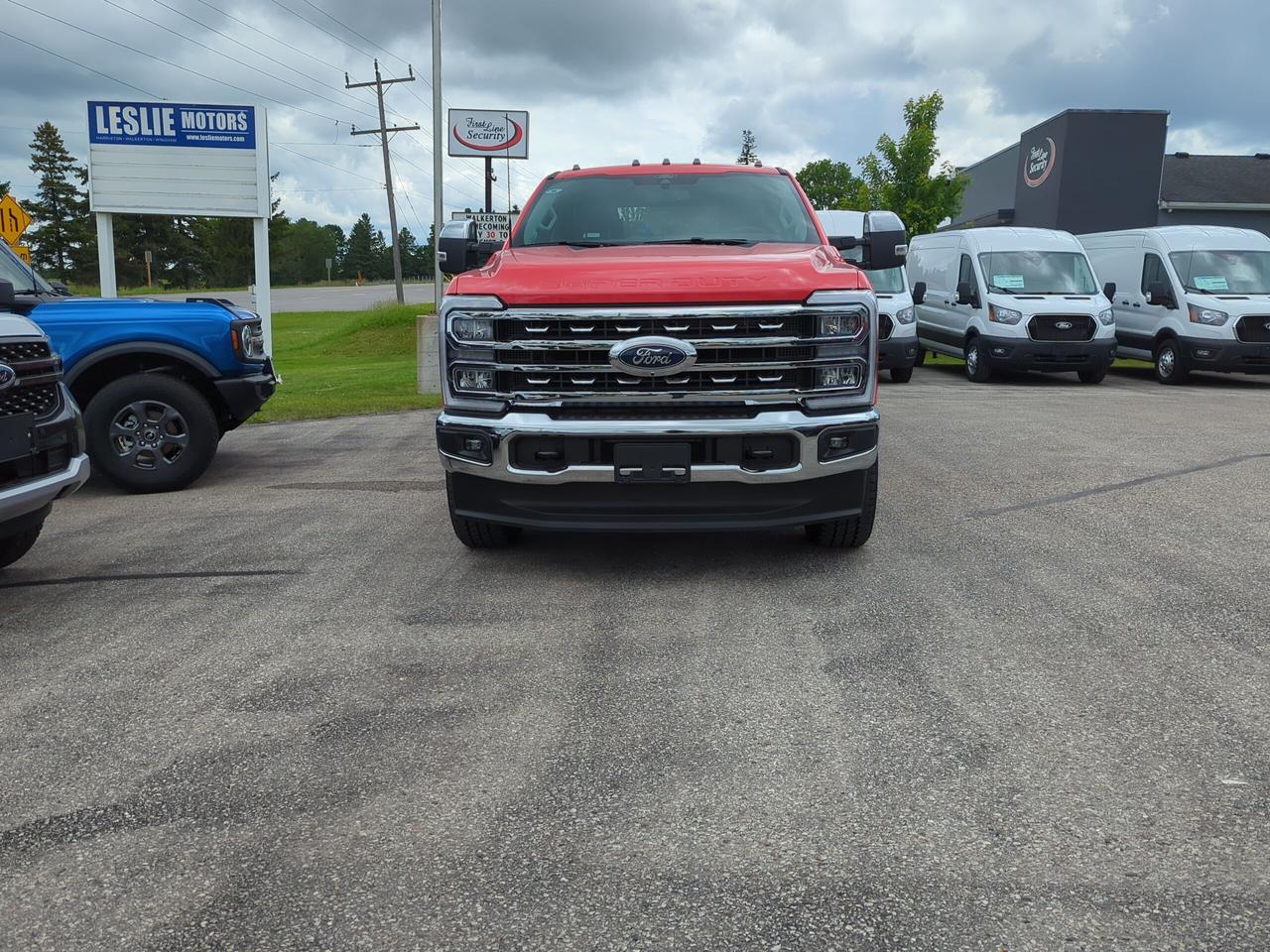2026 Ford F-250 Lariat Crew Cab 4x4 Photo1