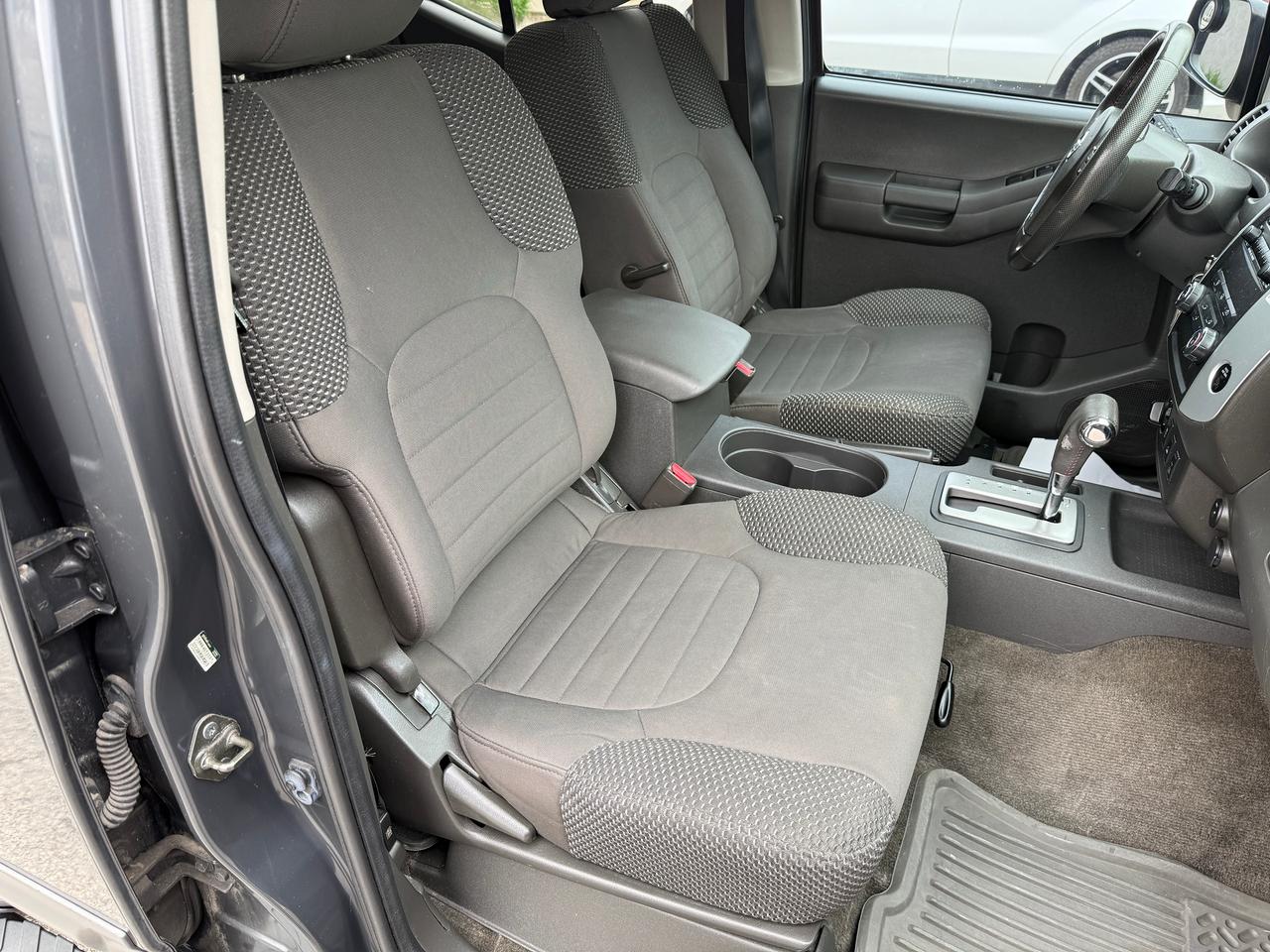 2012 Nissan Xterra PRO-4X,NO ACCIDENTS,SERVICE RECORDS,CERTIFIED ! Photo