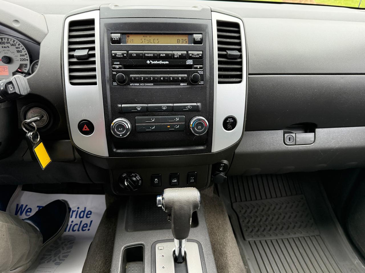 2012 Nissan Xterra PRO-4X,NO ACCIDENTS,SERVICE RECORDS,CERTIFIED ! Photo