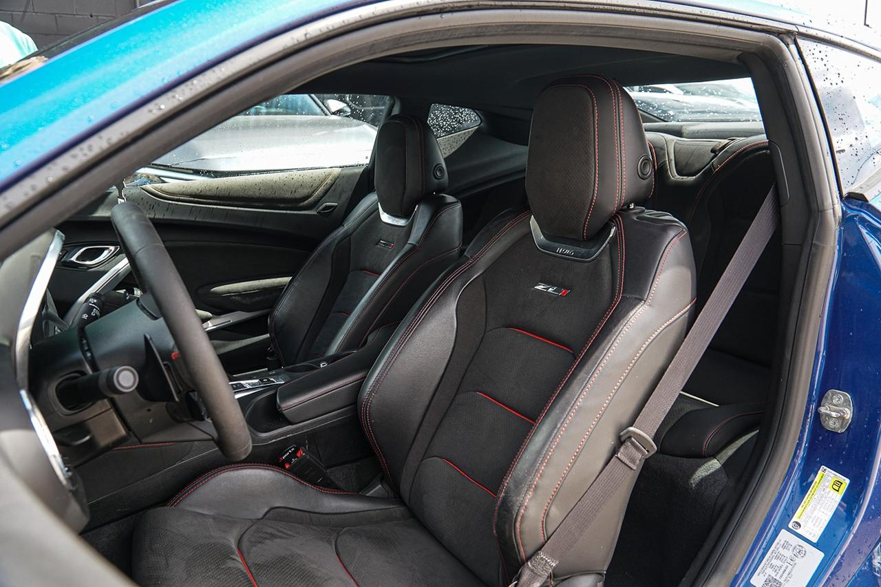 2020 Chevrolet Camaro ZL1 Coupe MANUAL |HUD|RECARO SEATS|COOLED SEATS| Photo