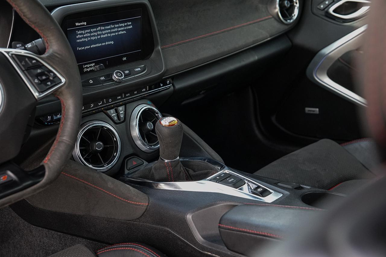 2020 Chevrolet Camaro ZL1 Coupe MANUAL |HUD|RECARO SEATS|COOLED SEATS| Photo