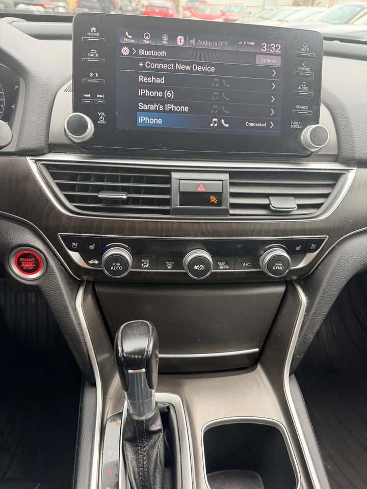 2018 Honda Accord Touring Photo