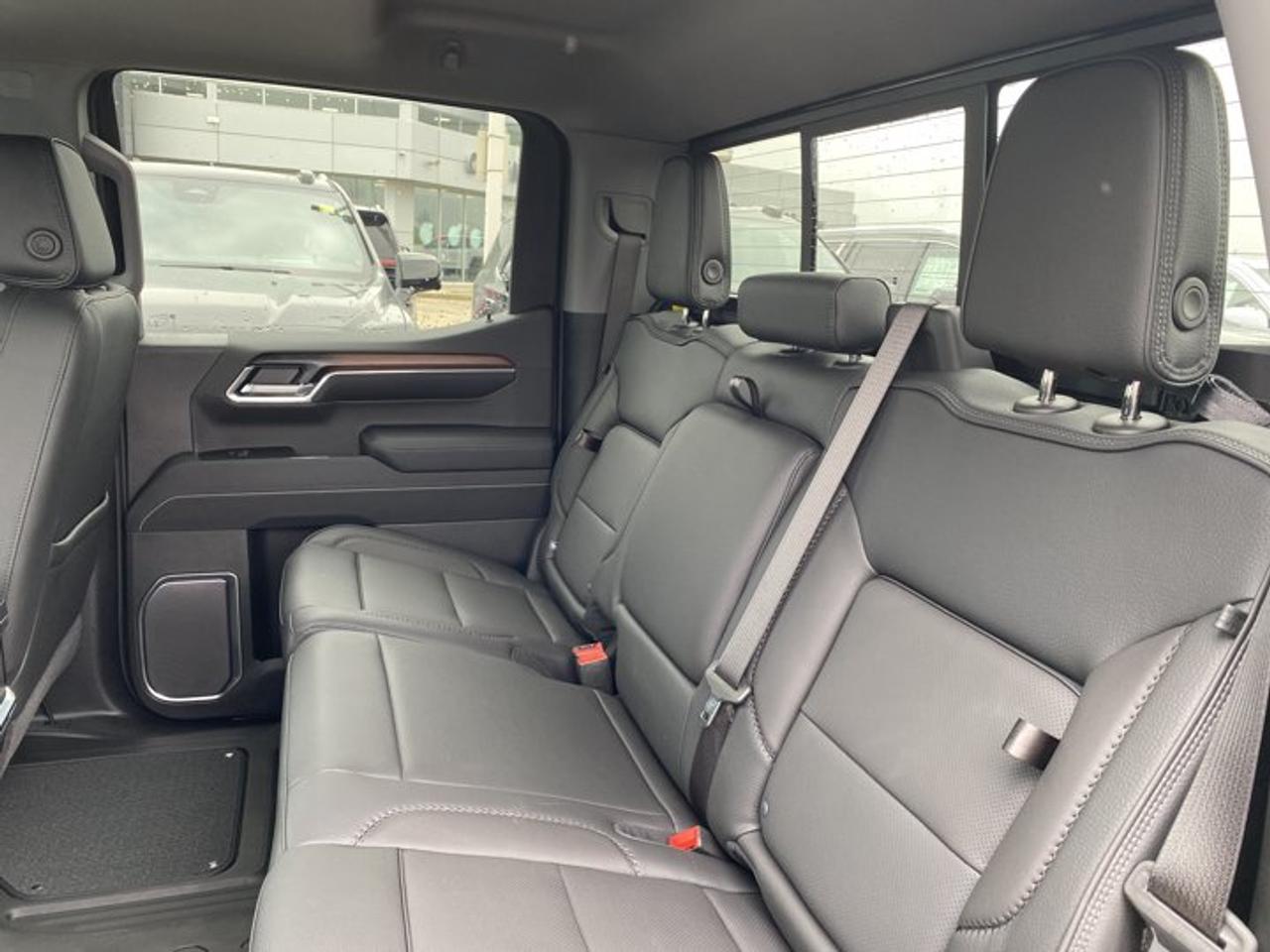 14109235.819327866
