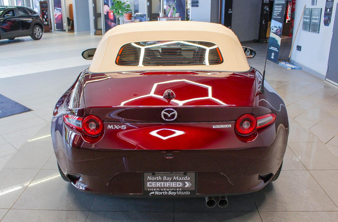 2025 Mazda Miata MX-5 35th Anniversary Edition ONLY 230 IN CANADA! - MANUAL - SOFT TOP Photo