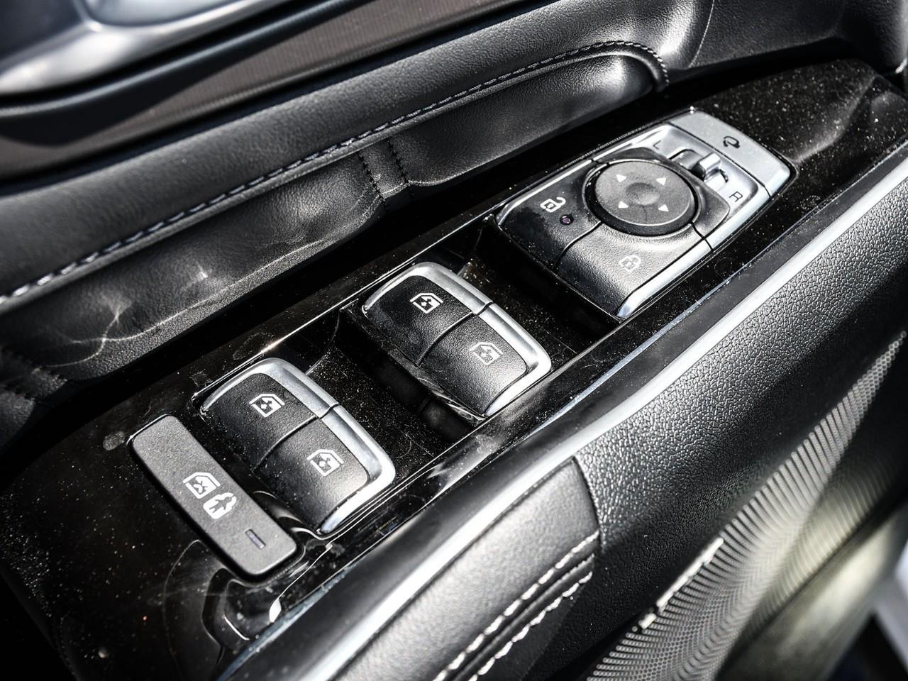 2025 Kia Sorento Plug-In Hybrid 2025 Kia Sorento Plug-In Hybrid - SX | Stock #LK00850P Photo