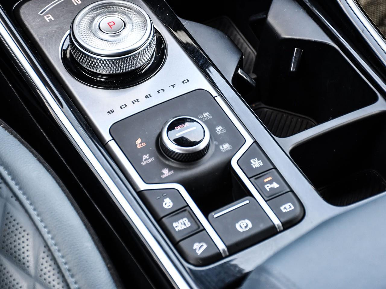 2025 Kia Sorento Plug-In Hybrid 2025 Kia Sorento Plug-In Hybrid - SX | Stock #LK00850P Photo