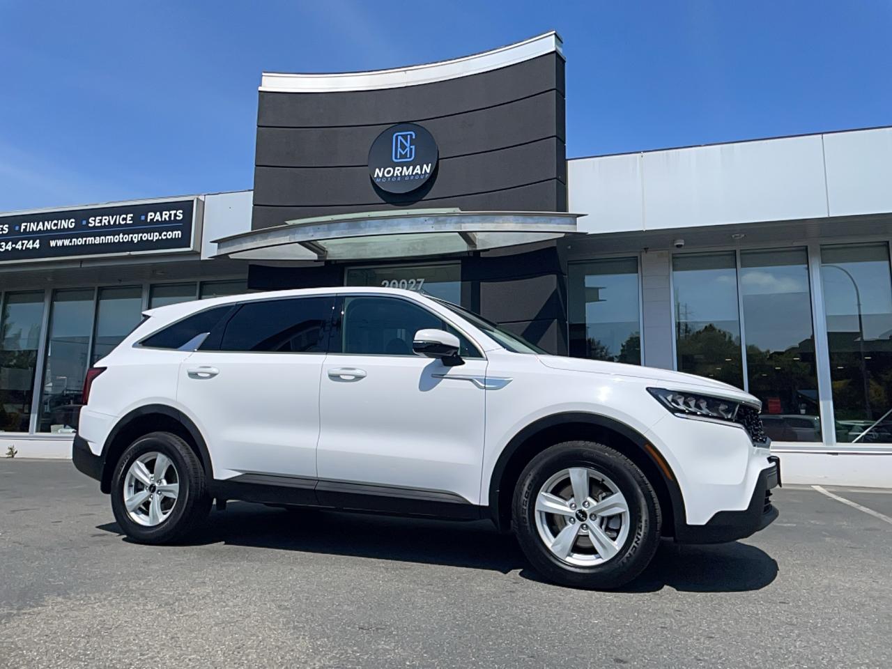 Used 2022 Kia Sorento LX Premium AWD HEATED SEATS 7-PASSANGER for sale in Langley, BC