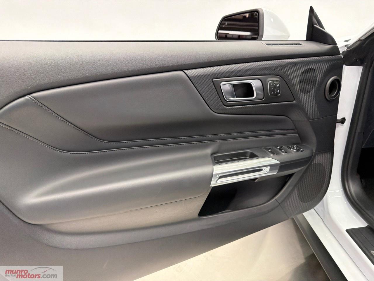 2024 Ford Mustang EcoBoost Premium Convertible Photo