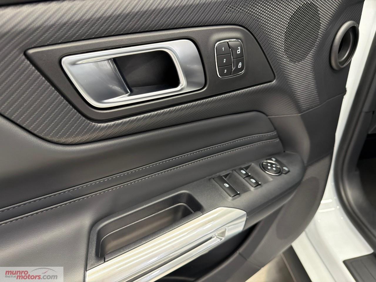 2024 Ford Mustang EcoBoost Premium Convertible Photo