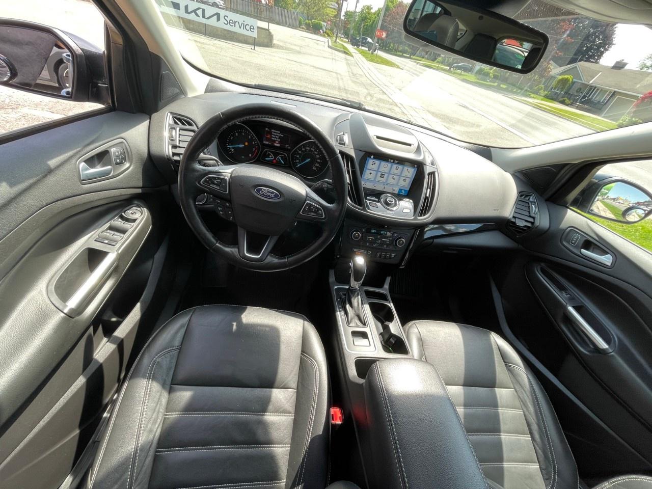 2018 Ford Escape Titanium 4WD Photo