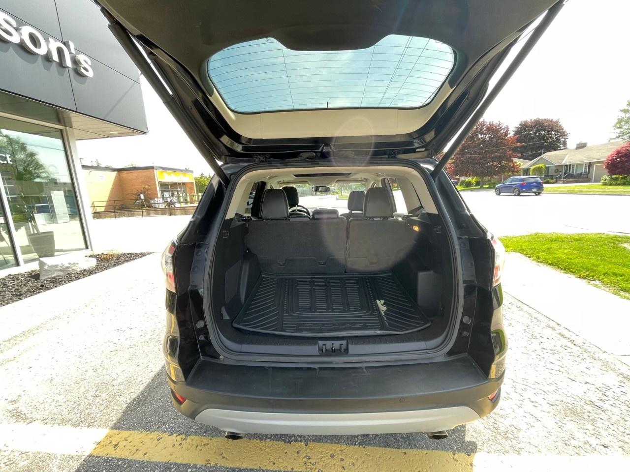 2018 Ford Escape Titanium 4WD Photo
