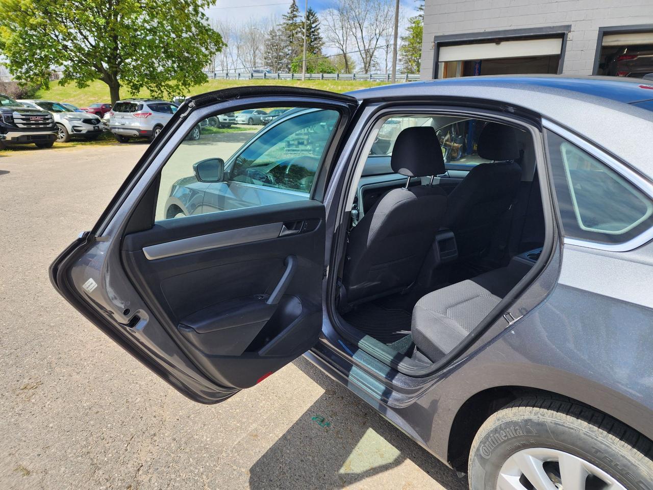 2014 Volkswagen Passat Trendline l Dealer Maintained | Mint Condition l Photo