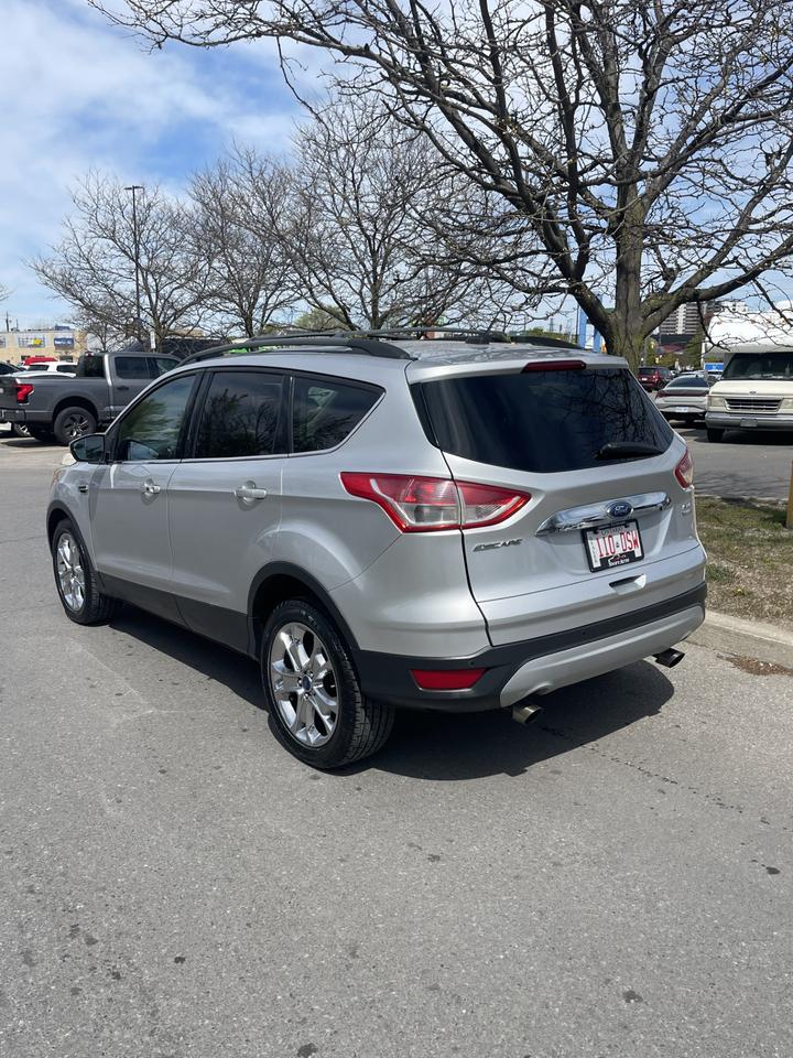 2013 Ford Escape SEL Photo2