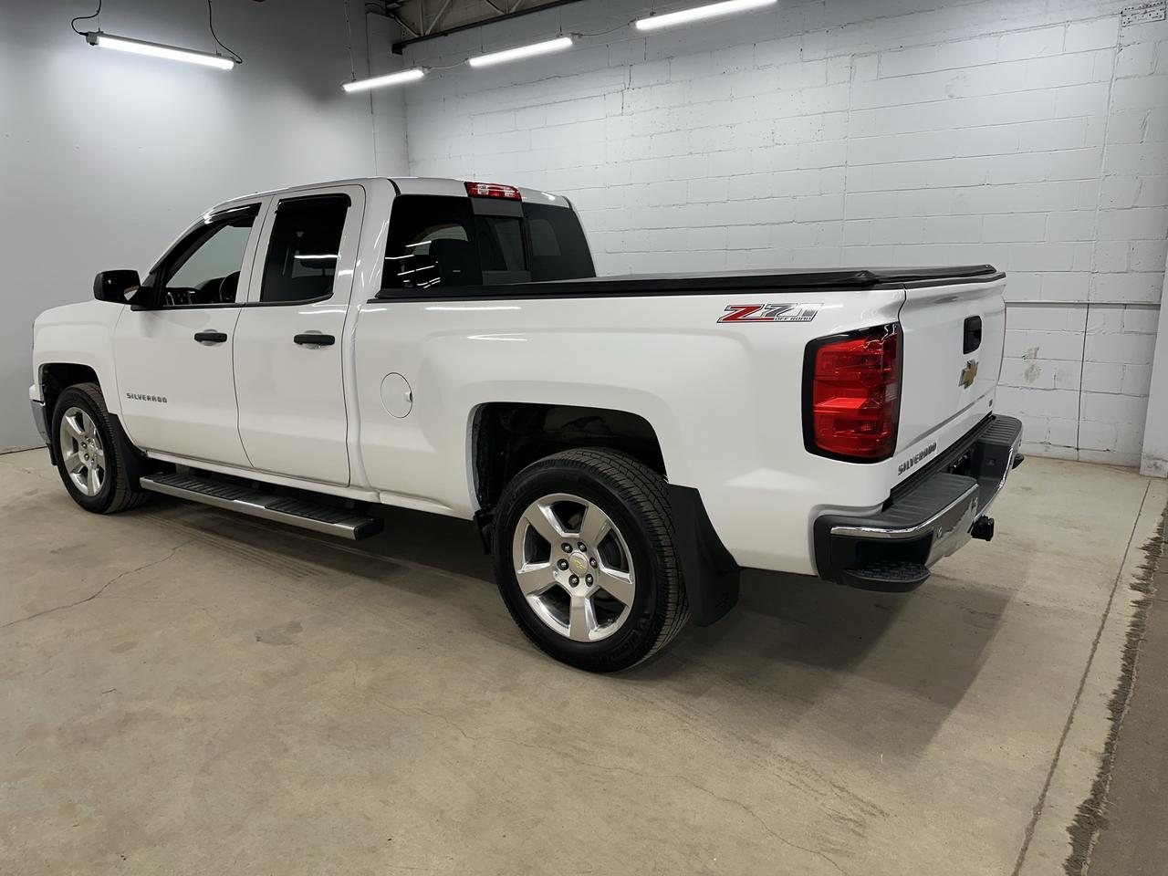 2014 Chevrolet Silverado 1500 LT w/1LT | CLEAN CARFAX | LOW KMS | BLUETOOTH Photo3