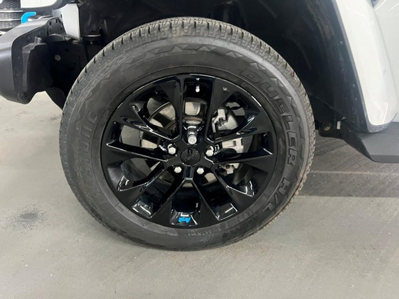 2023 Jeep Wrangler Sahara Photo