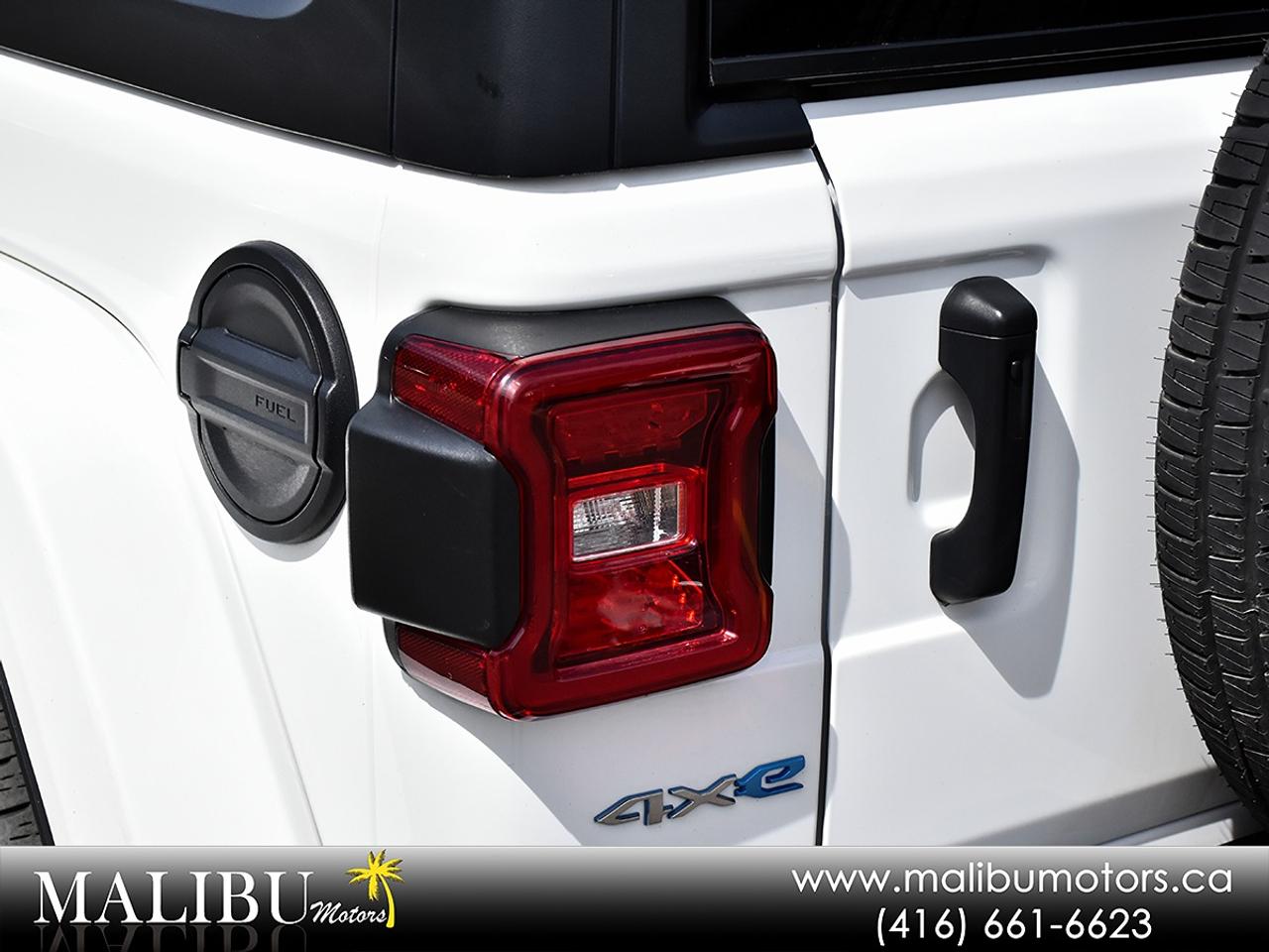 2023 Jeep Wrangler Sahara Photo