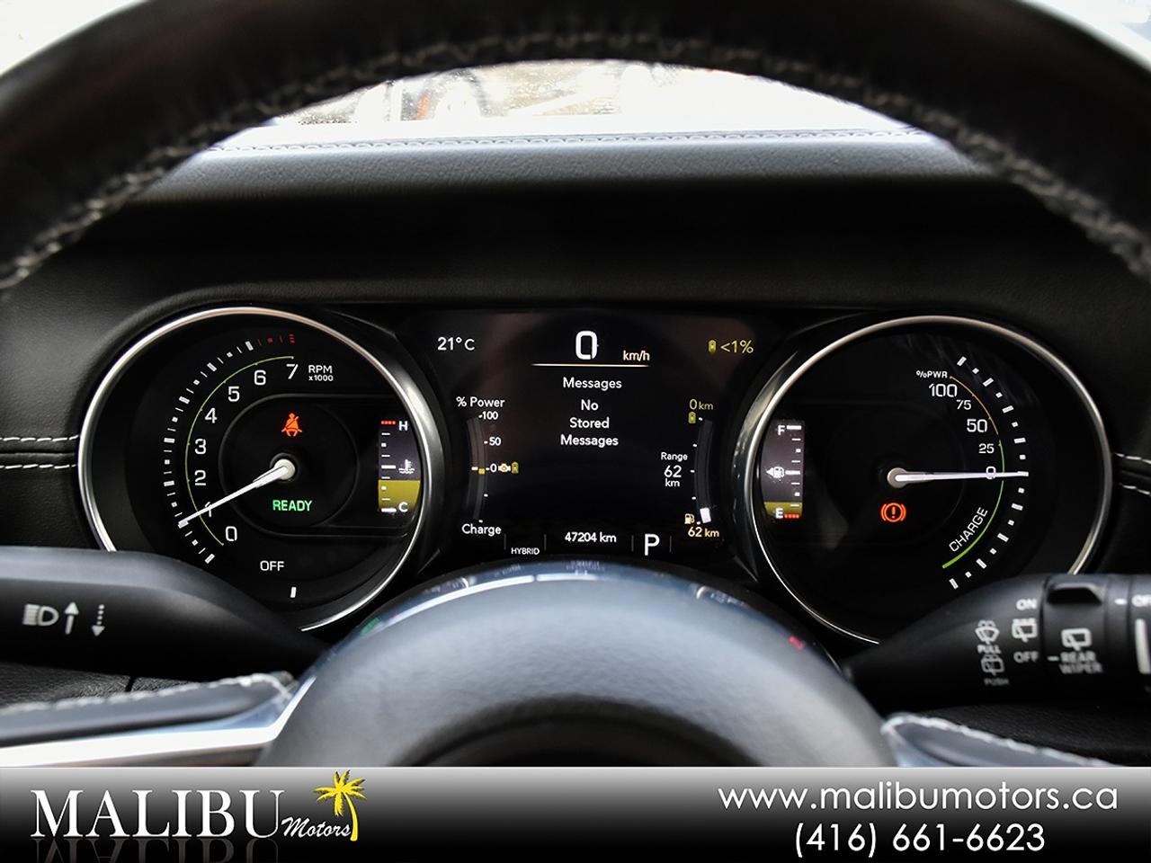 2023 Jeep Wrangler Sahara Photo