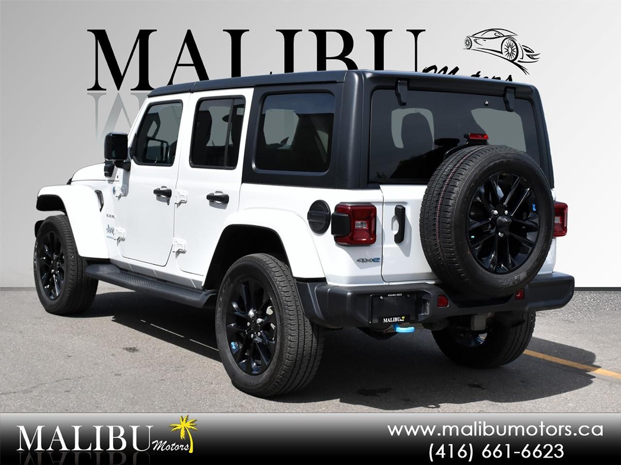 2023 Jeep Wrangler Sahara Photo3