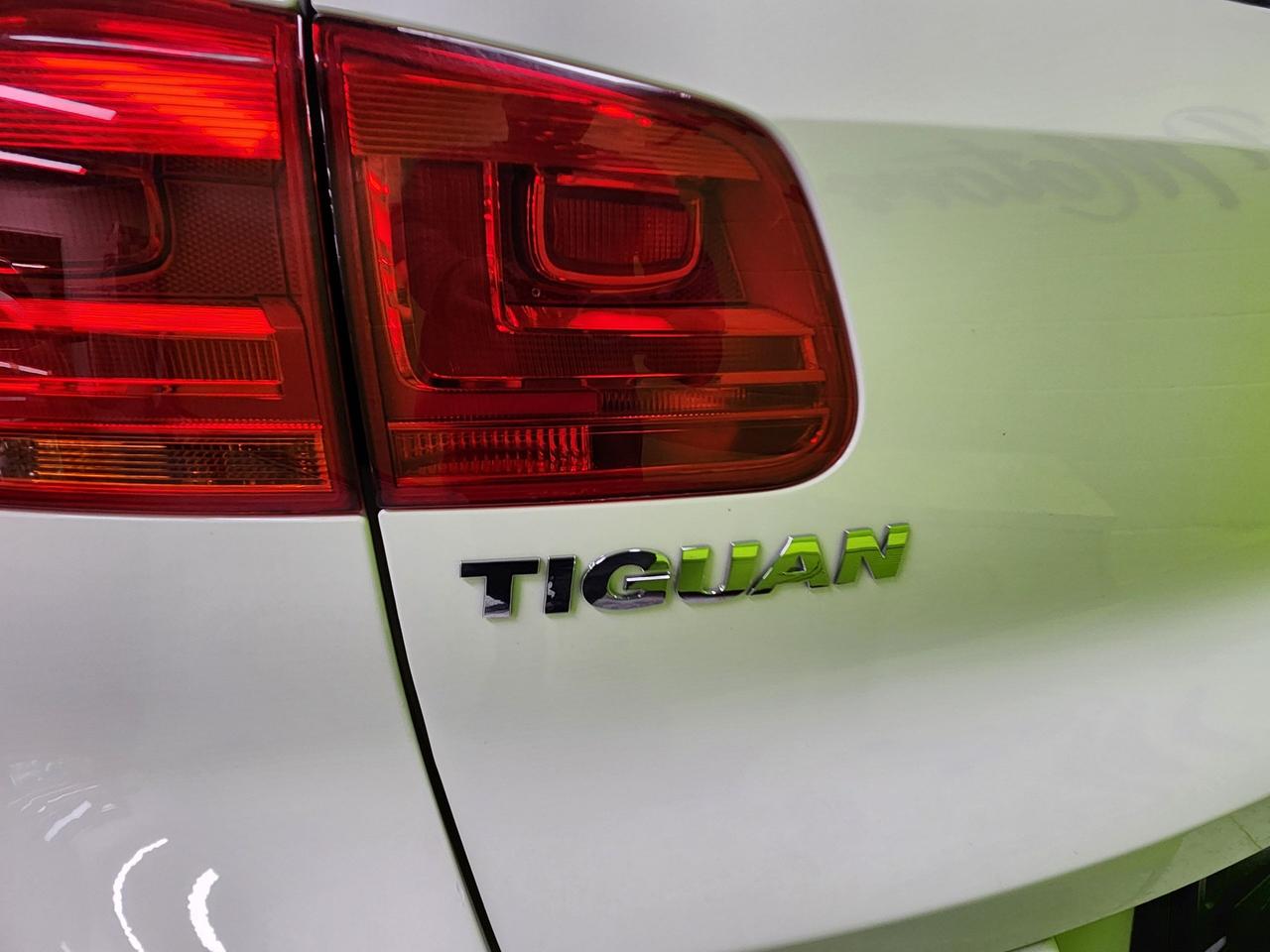 2014 Volkswagen Tiguan Highline PanoRoof No Accidents AWD Good on Fuel Photo