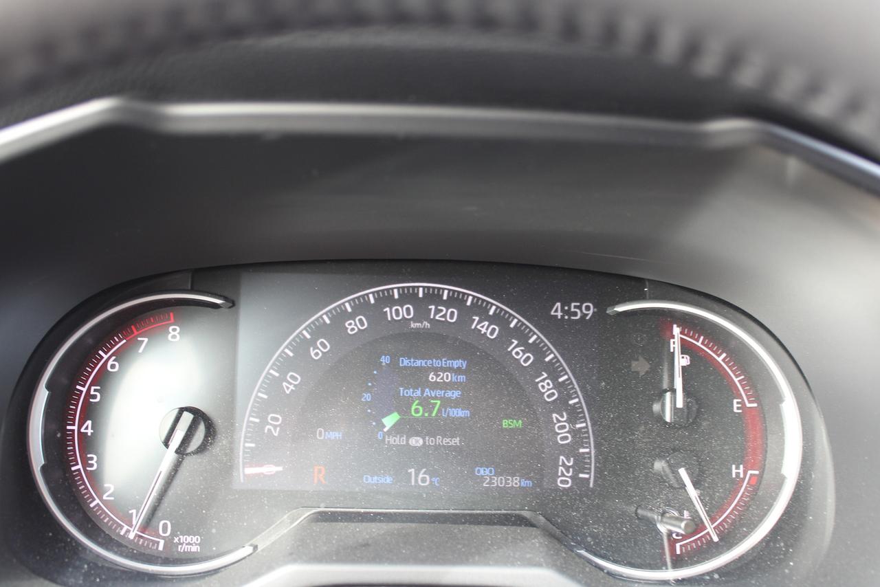 2025 Toyota RAV4 XLE AWD Photo